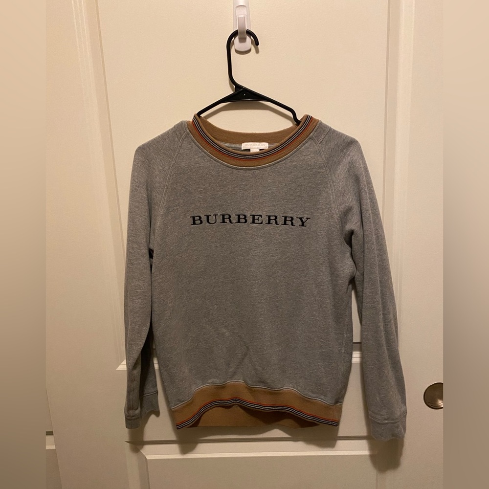 Child’s Burberry crew neck sweater size 12y